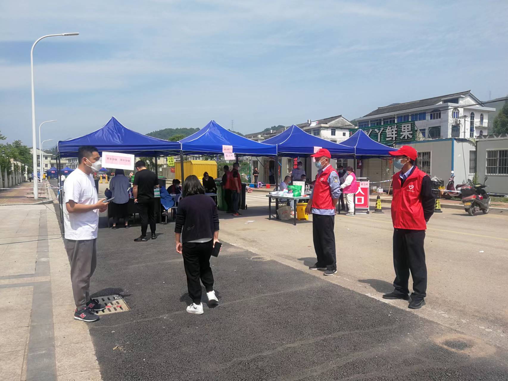 1651806086356512.jpg 黄土岭村卢祖理摄.jpg