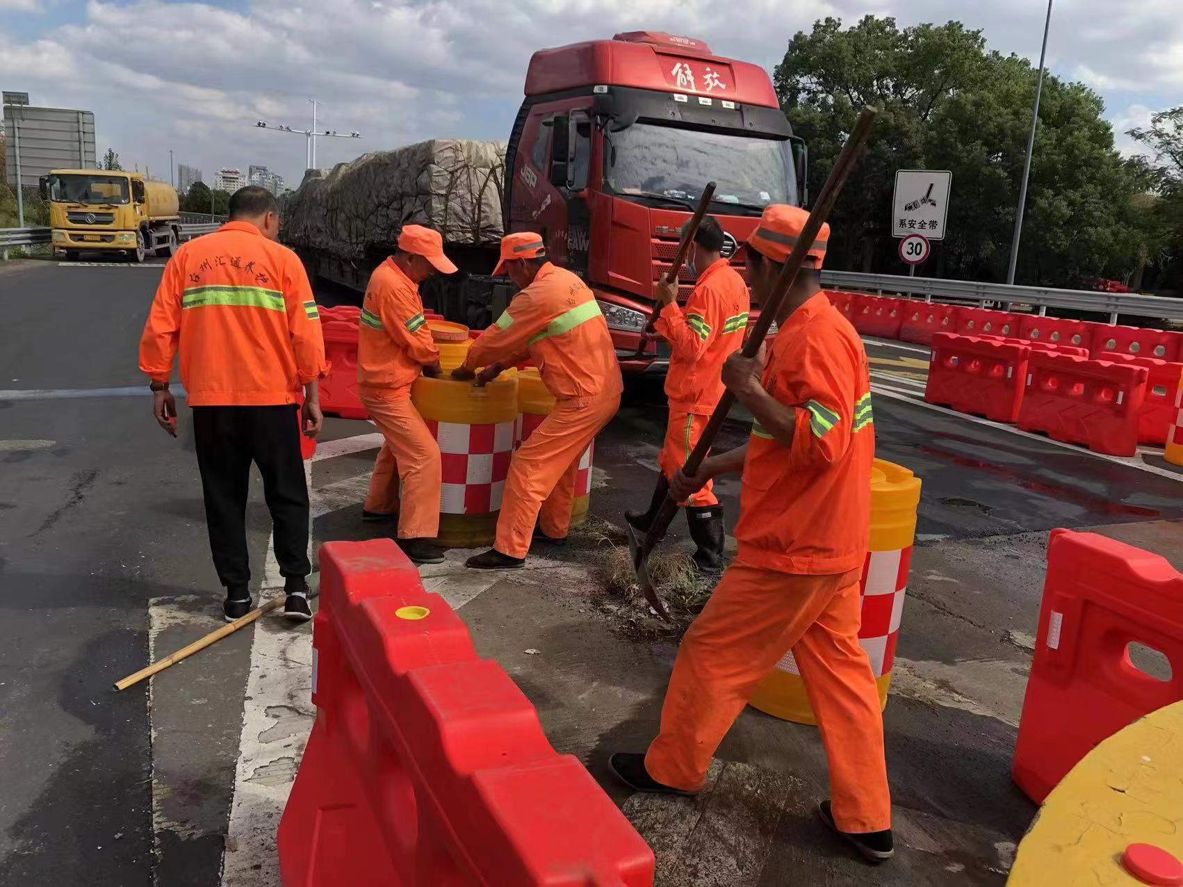 1666754862919896.jpg 照片2李丹红拍摄.jpg